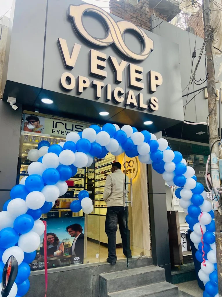 V Eye P Opticals